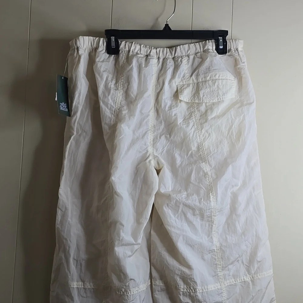 Wild Fable  White Casual Pants Medium - Picture 9 of 12